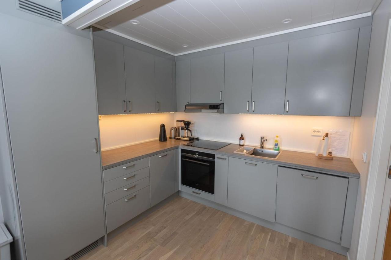 Four Bedroom Holiday Cottage In Sirdal Tjorhom Exterior foto