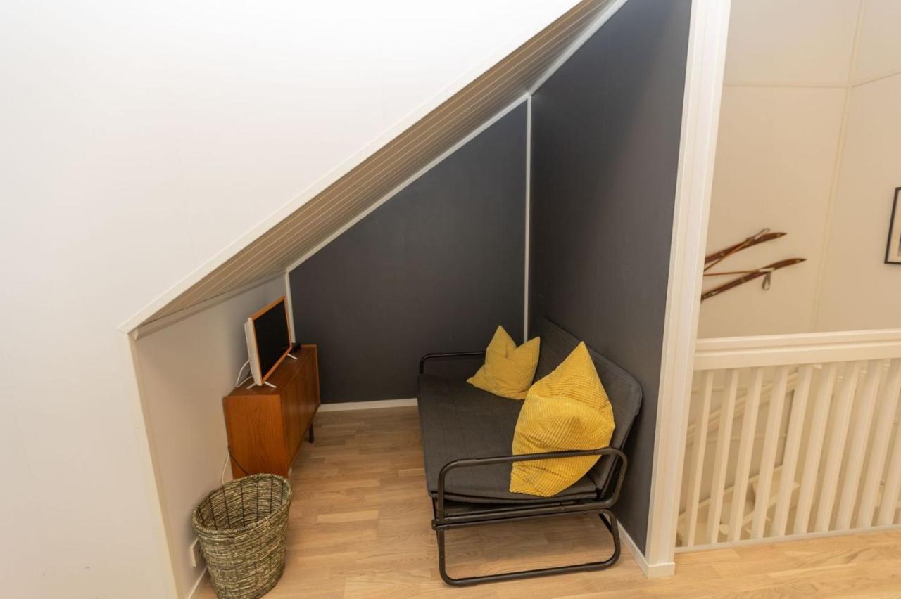 Four Bedroom Holiday Cottage In Sirdal Tjorhom Exterior foto